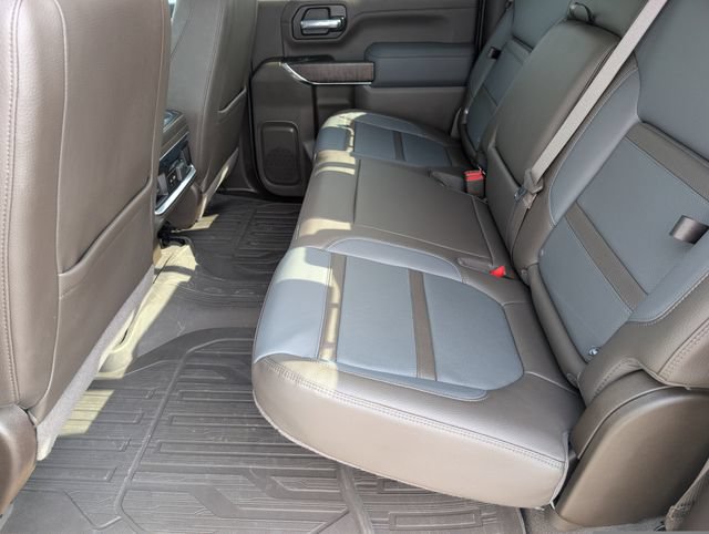 Used 2022 GMC Sierra 3500 Denali w/ Denali Ultimate Package AWD/4WD image 35