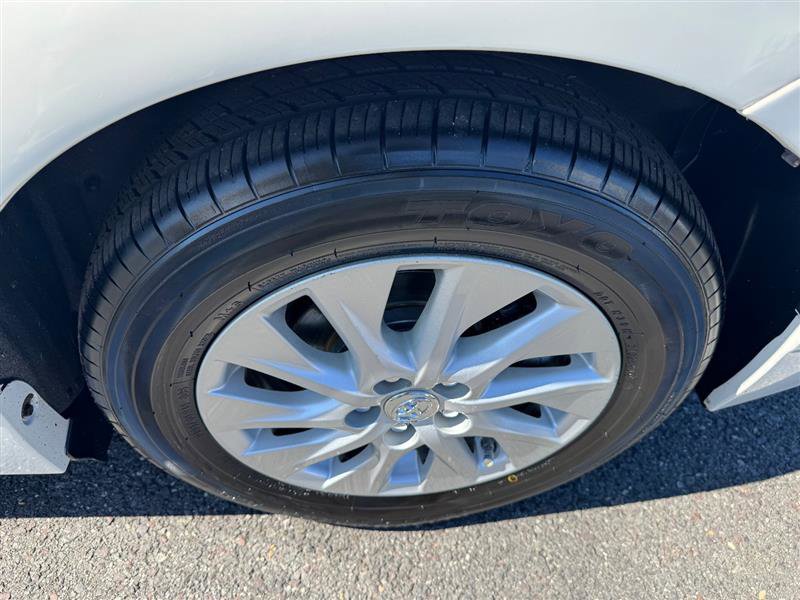 Used 2013 Toyota Prius Prime Plug-In Hybrid image 27