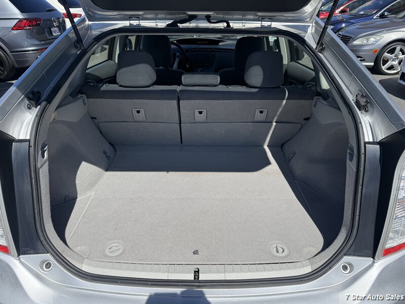 Used 2010 Toyota Prius Five FWD image 16