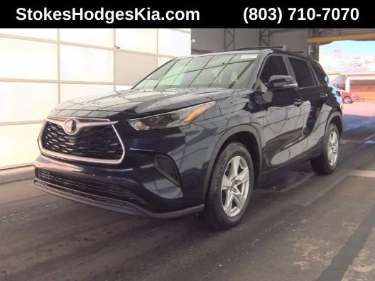 Used 2023 Toyota Highlander L image 1