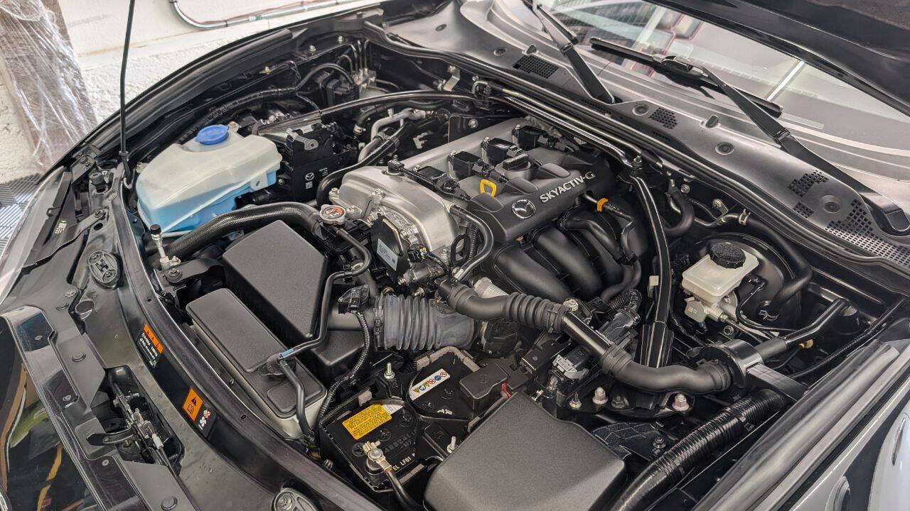 Used 2022 MAZDA MX-5 Miata RF Grand Touring RWD image 23