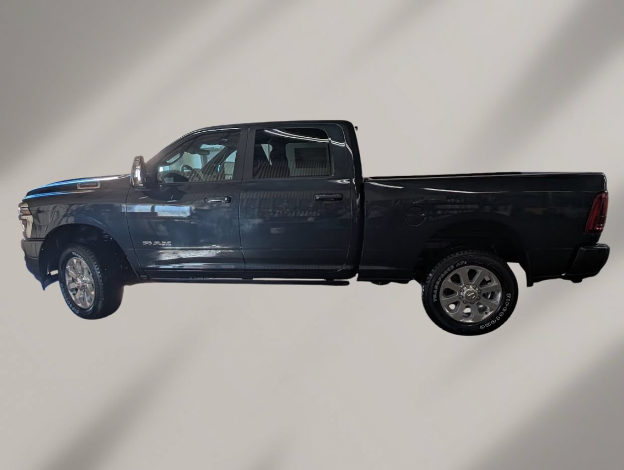New 2026 RAM 2500 Laramie AWD/4WD image 3