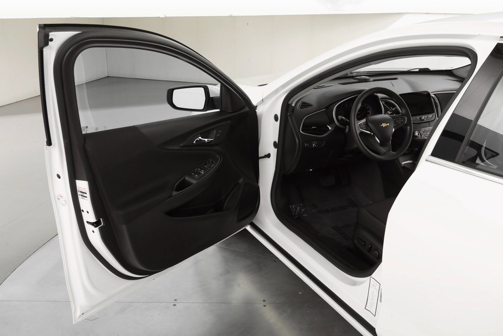 Used 2023 Chevrolet Malibu LT image 16