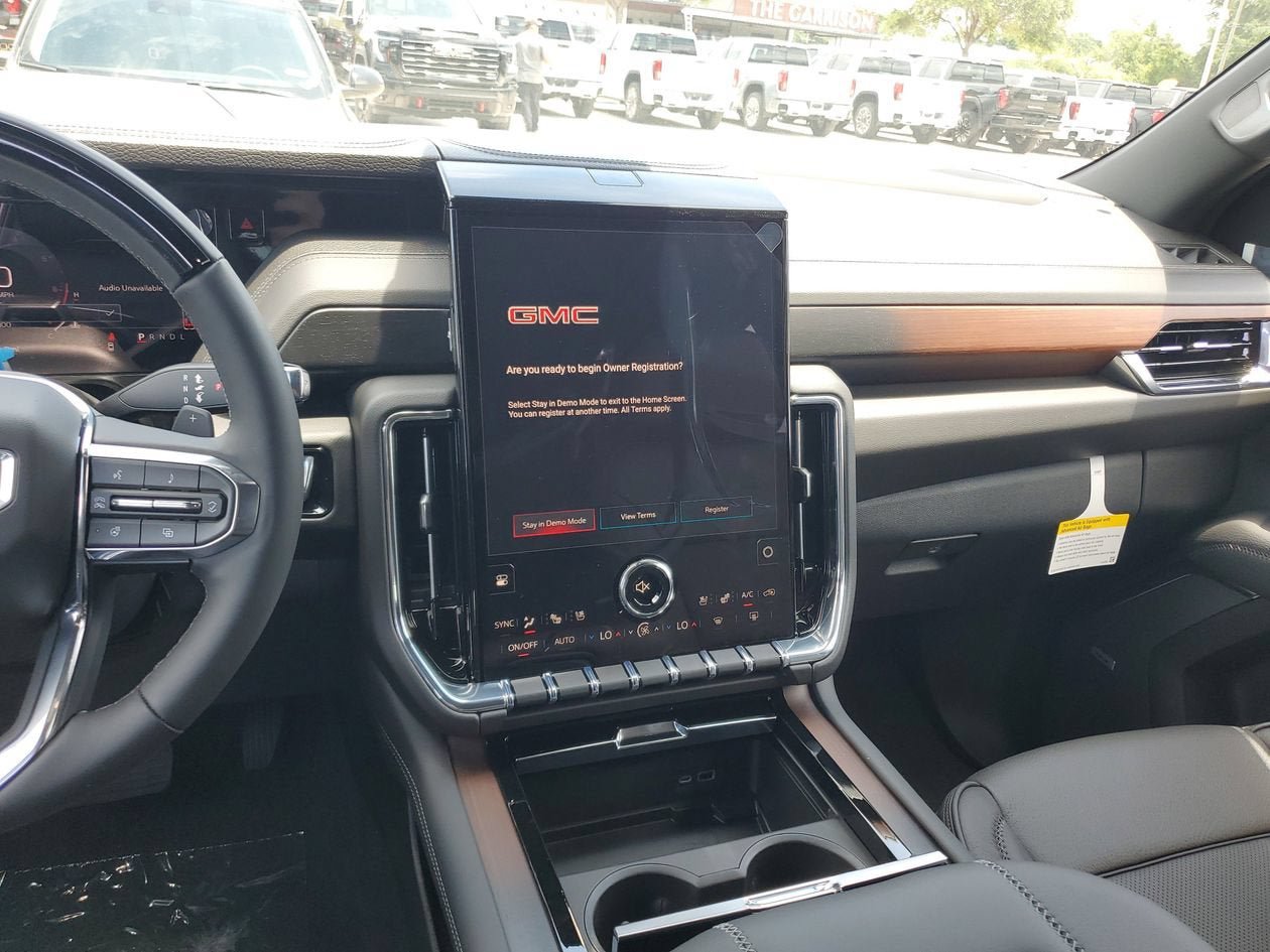 New 2026 GMC Yukon XL Denali w/ Denali Reserve Package AWD/4WD image 14
