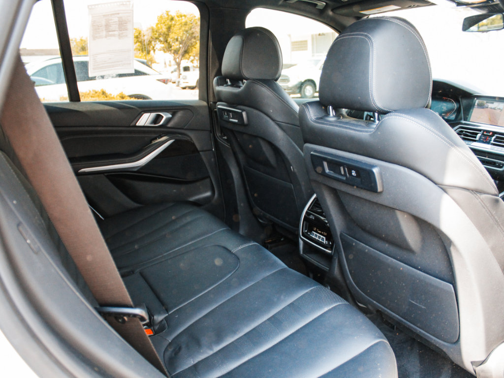 Used 2019 BMW X5 xDrive40i w/ Premium Package 2 AWD/4WD image 30
