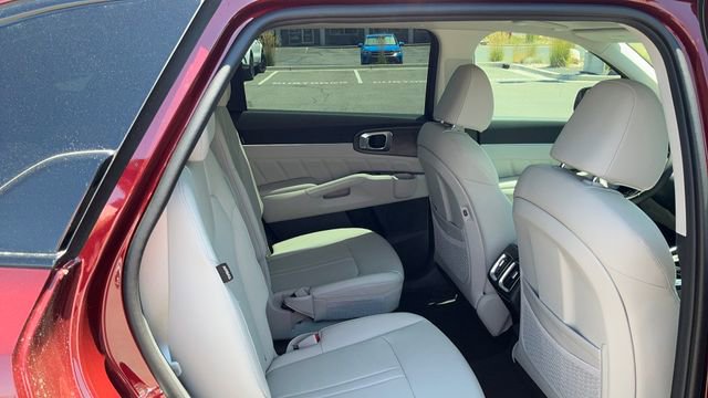 New 2025 Kia Sorento SX AWD/4WD image 25