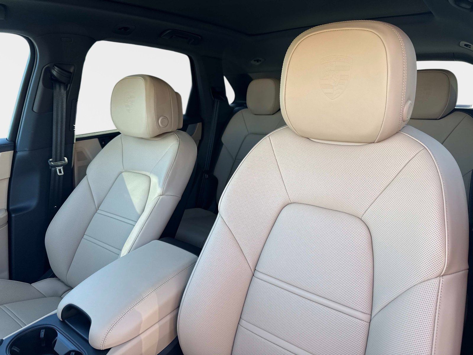 New 2025 Porsche Cayenne E-Hybrid image 5