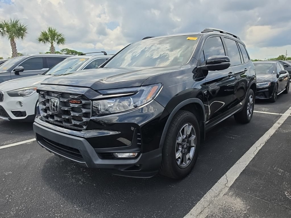 Used 2023 Honda Passport TrailSport image 6