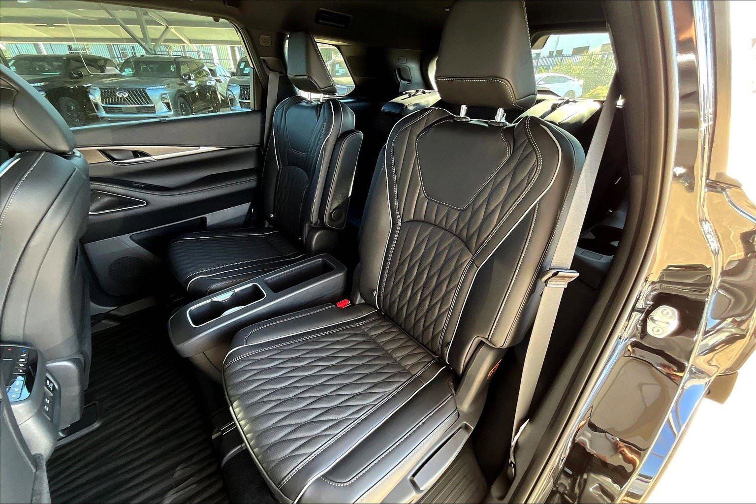 New 2026 INFINITI QX60 Autograph w/ Dark Cargo Package image 20