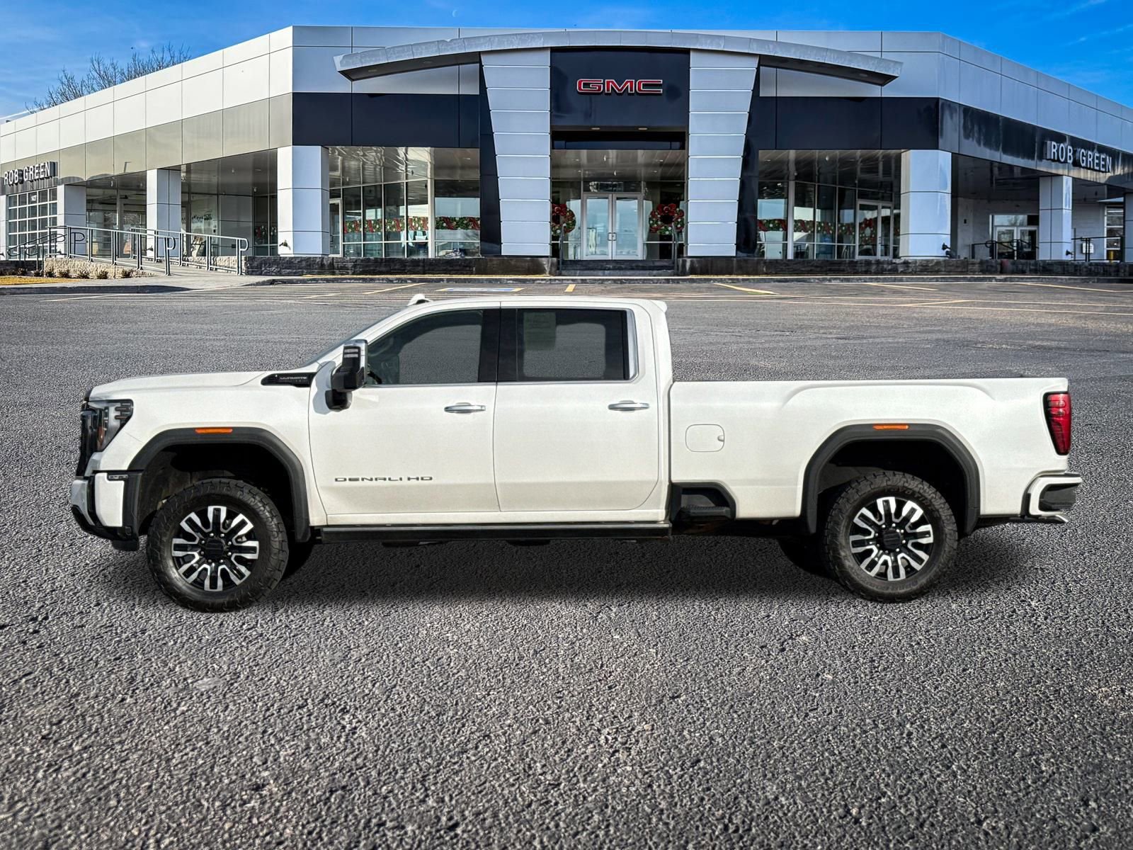 Used 2024 GMC Sierra 3500 Denali Ultimate image 6