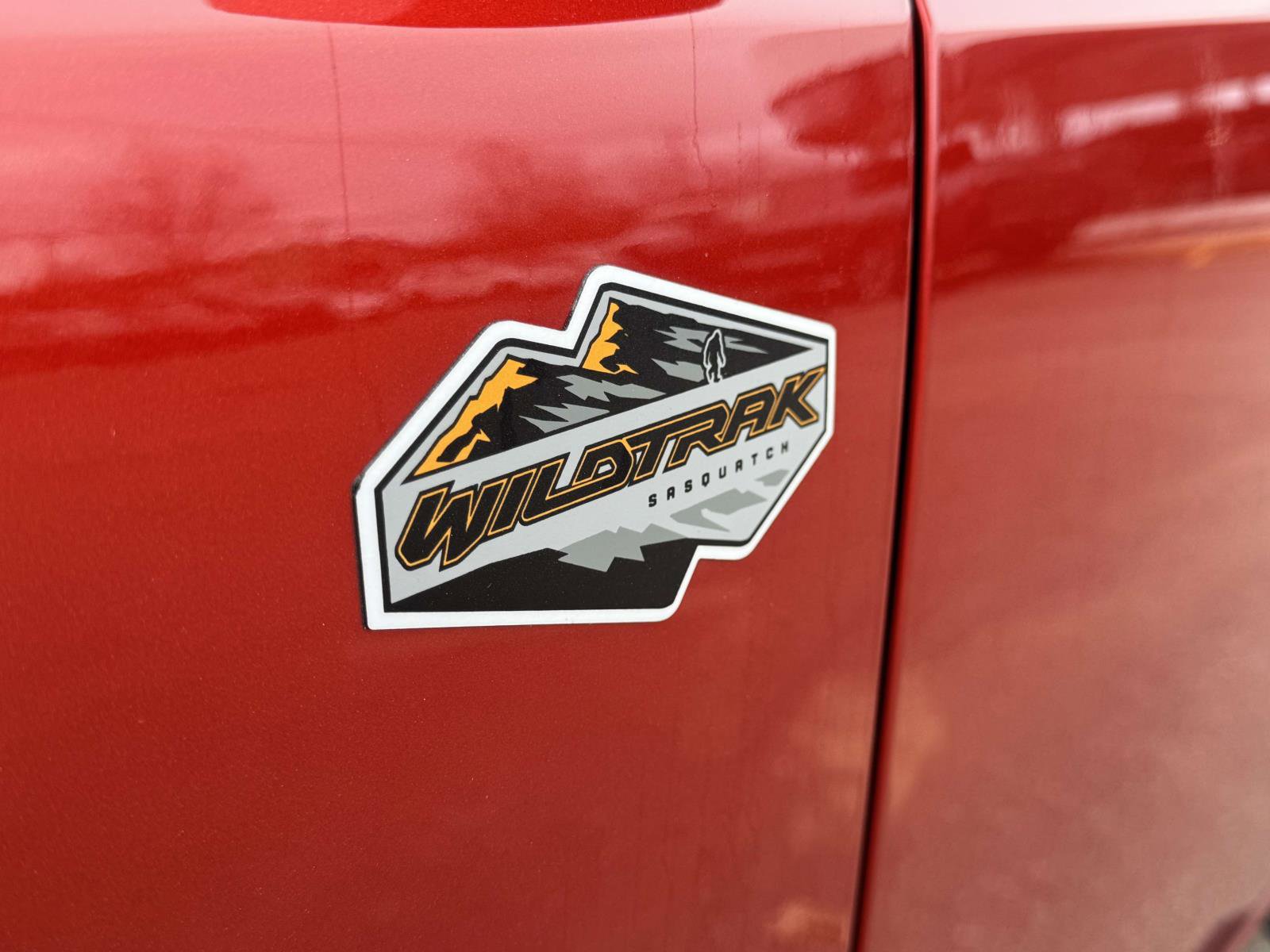 Used 2024 Ford Bronco Wildtrak image 8