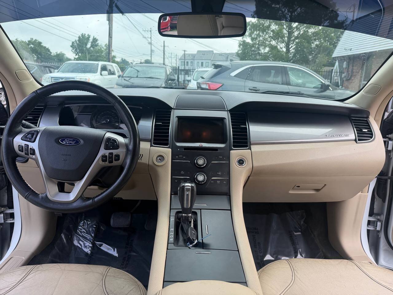 Used 2014 Ford Taurus SEL AWD/4WD image 23