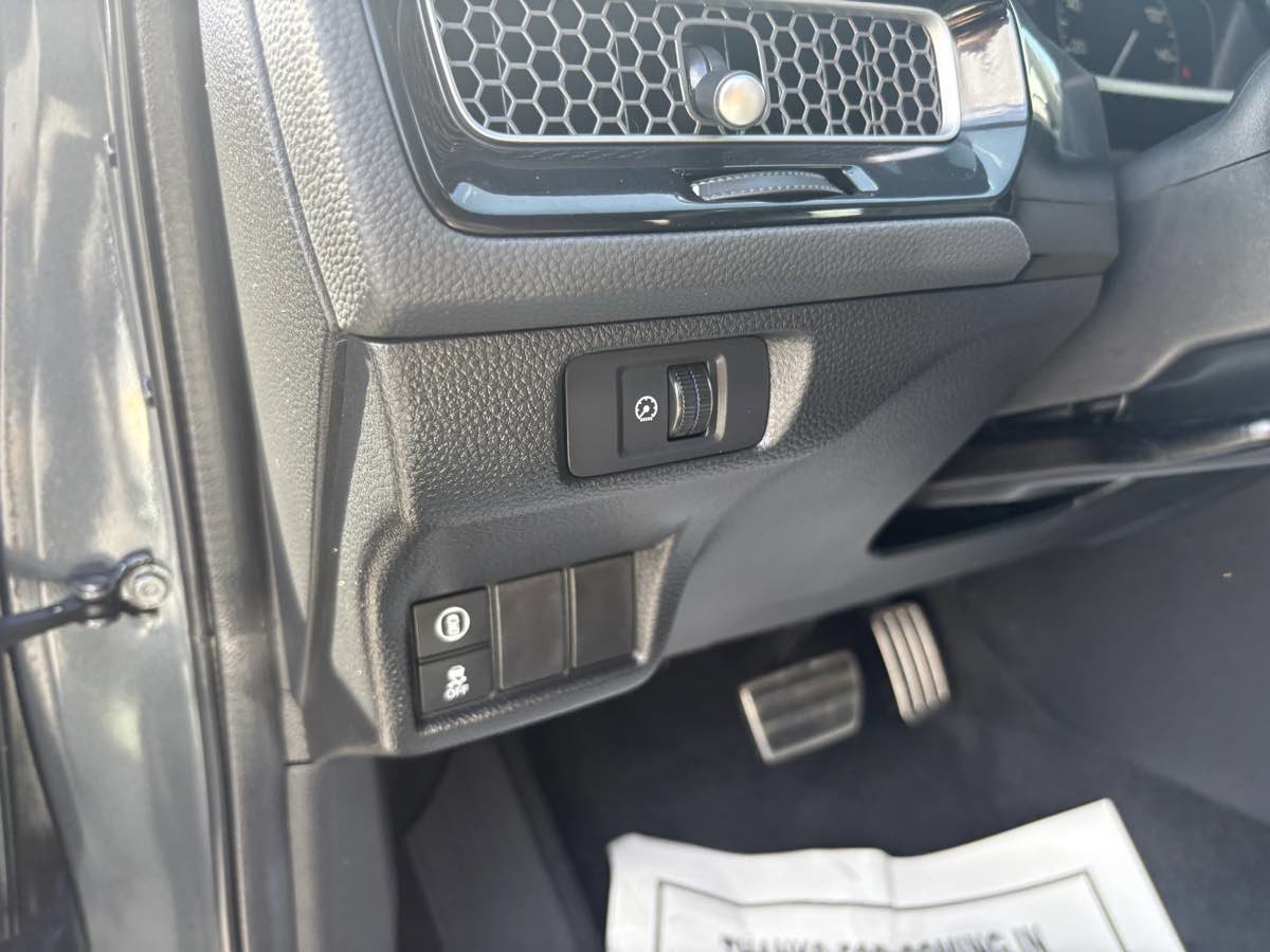 Used 2024 Honda Civic Sport image 21