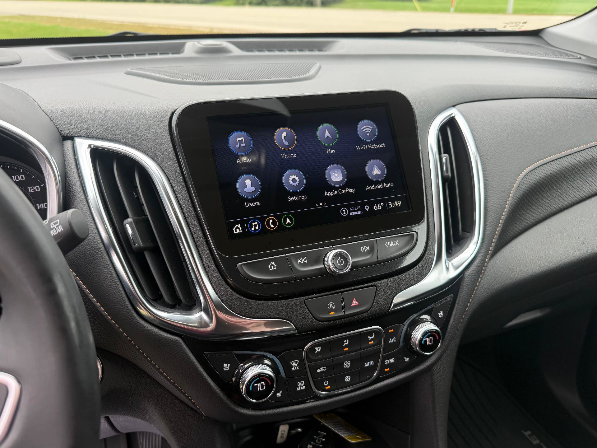 Certified 2024 Chevrolet Equinox Premier AWD/4WD image 15