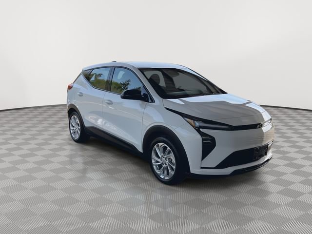 New 2027 Chevrolet Bolt LT w/ Comfort Package FWD image 2