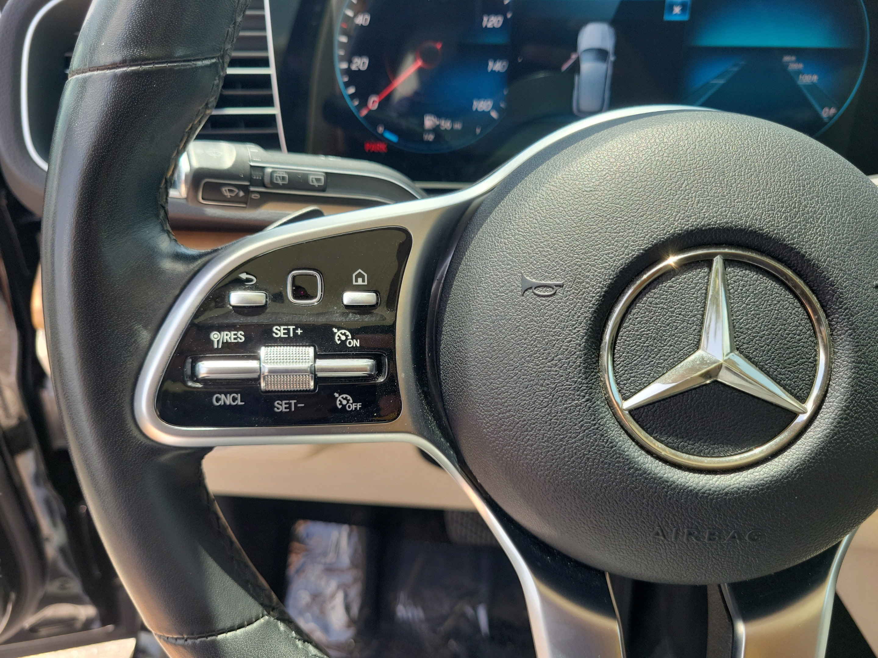 Certified 2022 Mercedes-Benz GLE 350 4MATIC image 23