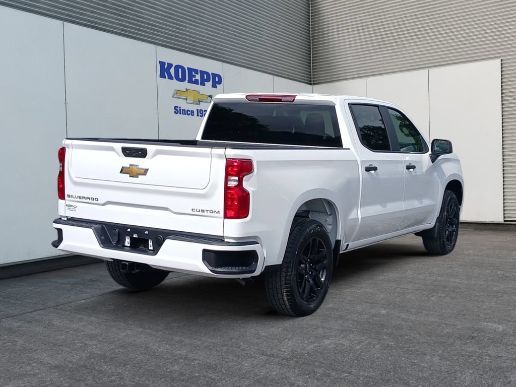 New 2026 Chevrolet Silverado 1500 Custom RWD image 5