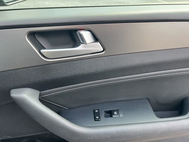 Used 2017 Hyundai Sonata Limited 2.0T w/ Cargo Package image 34