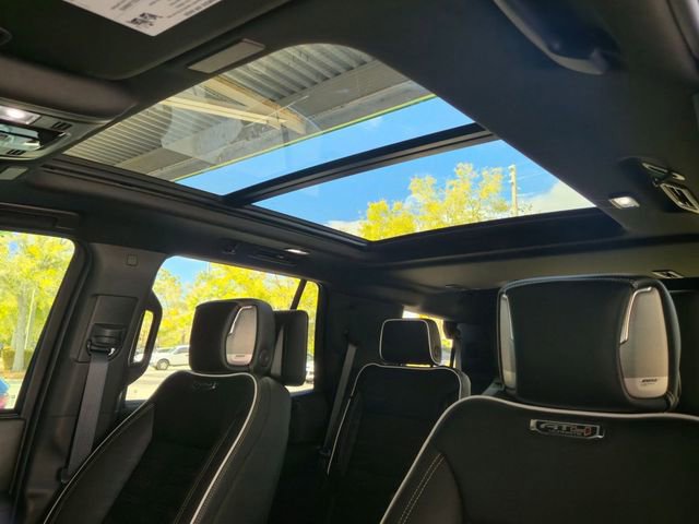 Certified 2026 GMC Yukon AT4 Ultimate w/ LPO, Illumination Package image 23
