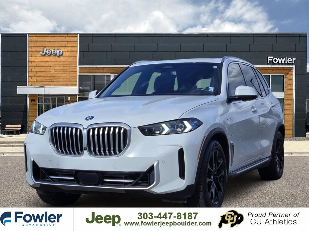 Used 2025 BMW X5 xDrive50e AWD/4WD image 1