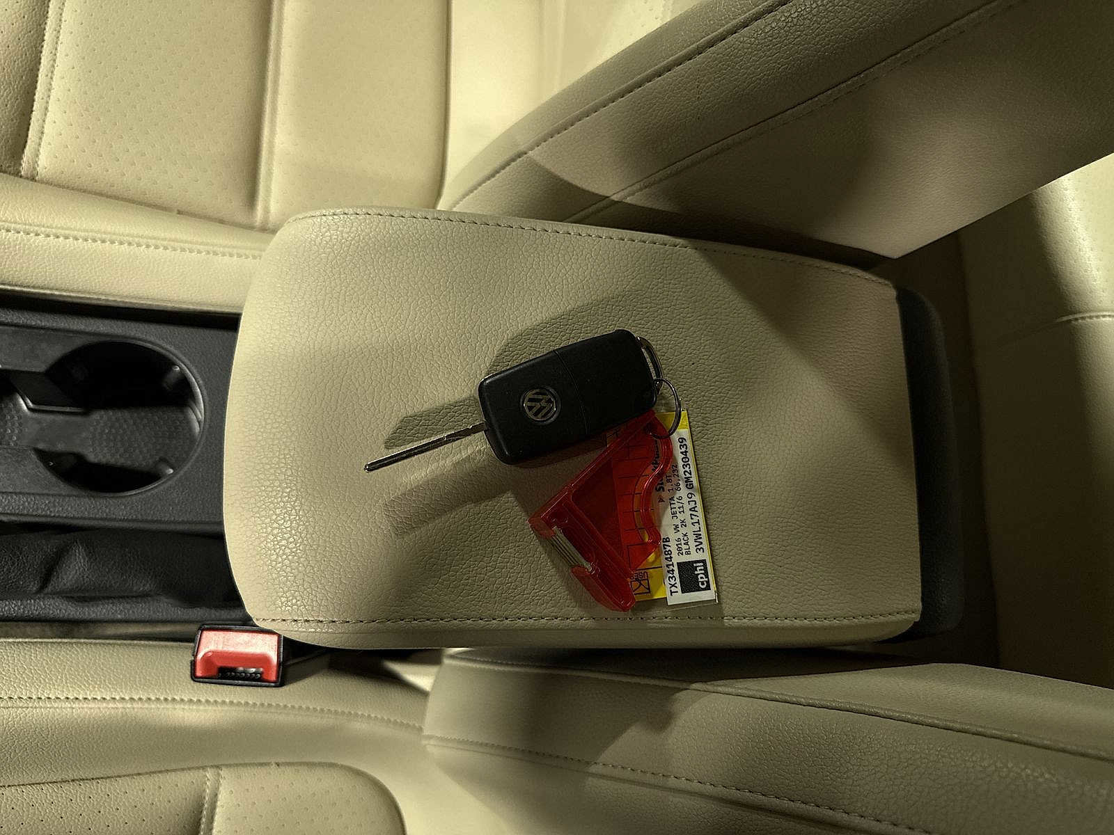 Used 2016 Volkswagen Jetta SEL w/ Lighting Package image 31