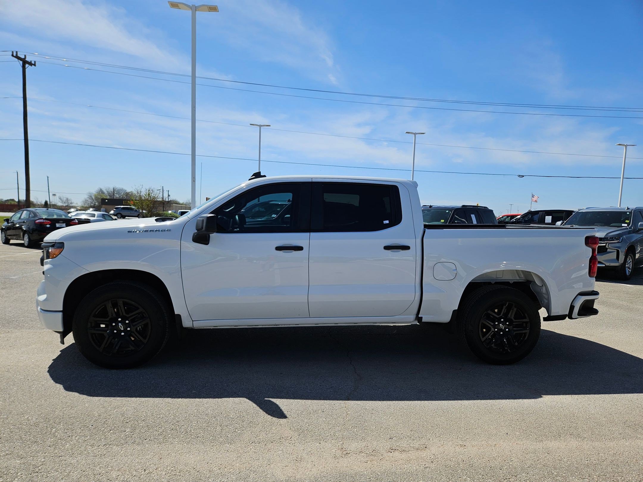 Used 2023 Chevrolet Silverado 1500 Custom image 6