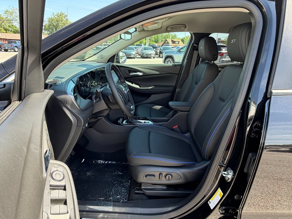 New 2026 Buick Encore GX Sport Touring w/ Comfort Package FWD image 15