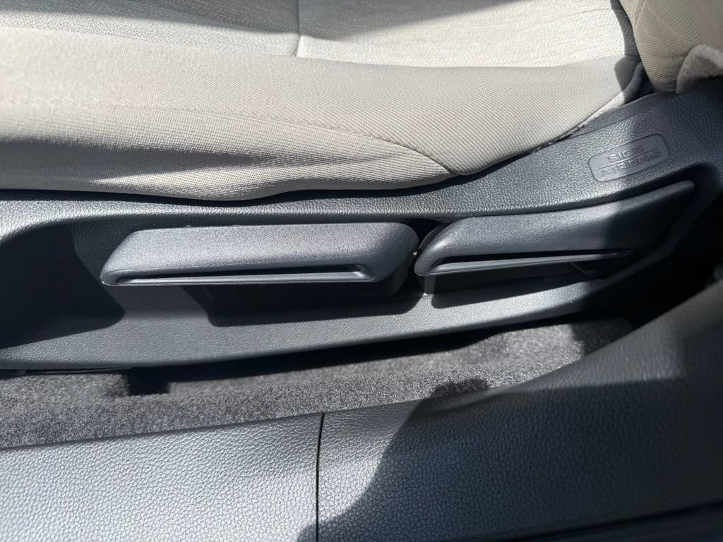 Certified 2025 Honda Accord LX image 10