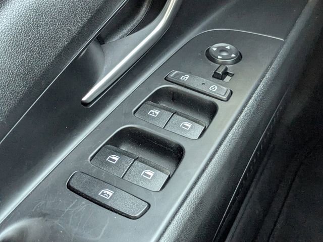 Used 2021 Hyundai Elantra Limited image 30