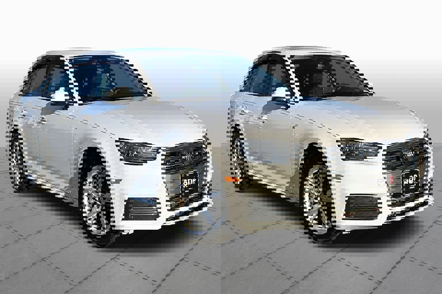 Used 2018 Audi A4 2.0T Premium image 2