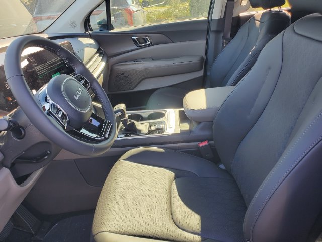 New 2026 Kia Carnival EX FWD image 16