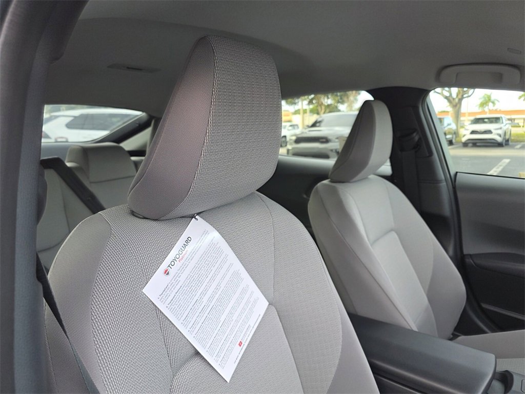 New 2026 Toyota Prius LE image 15