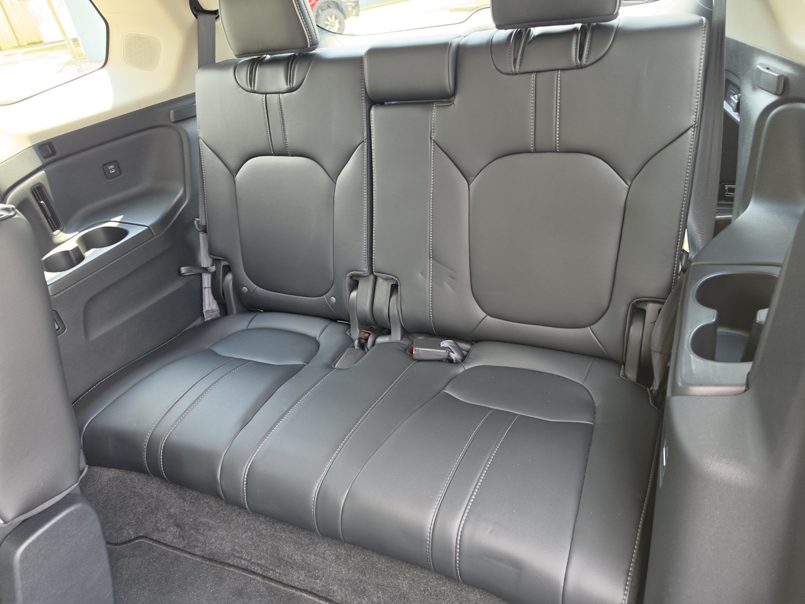 Used 2025 Honda Pilot Elite image 16
