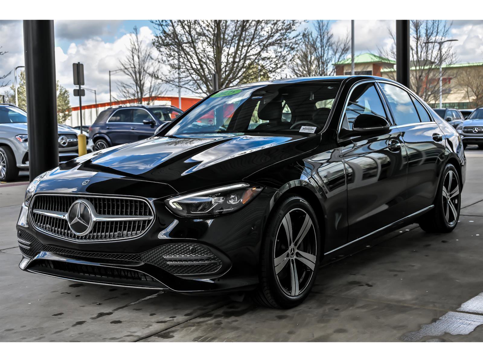 Certified 2025 Mercedes-Benz C 300 4MATIC Sedan image 5
