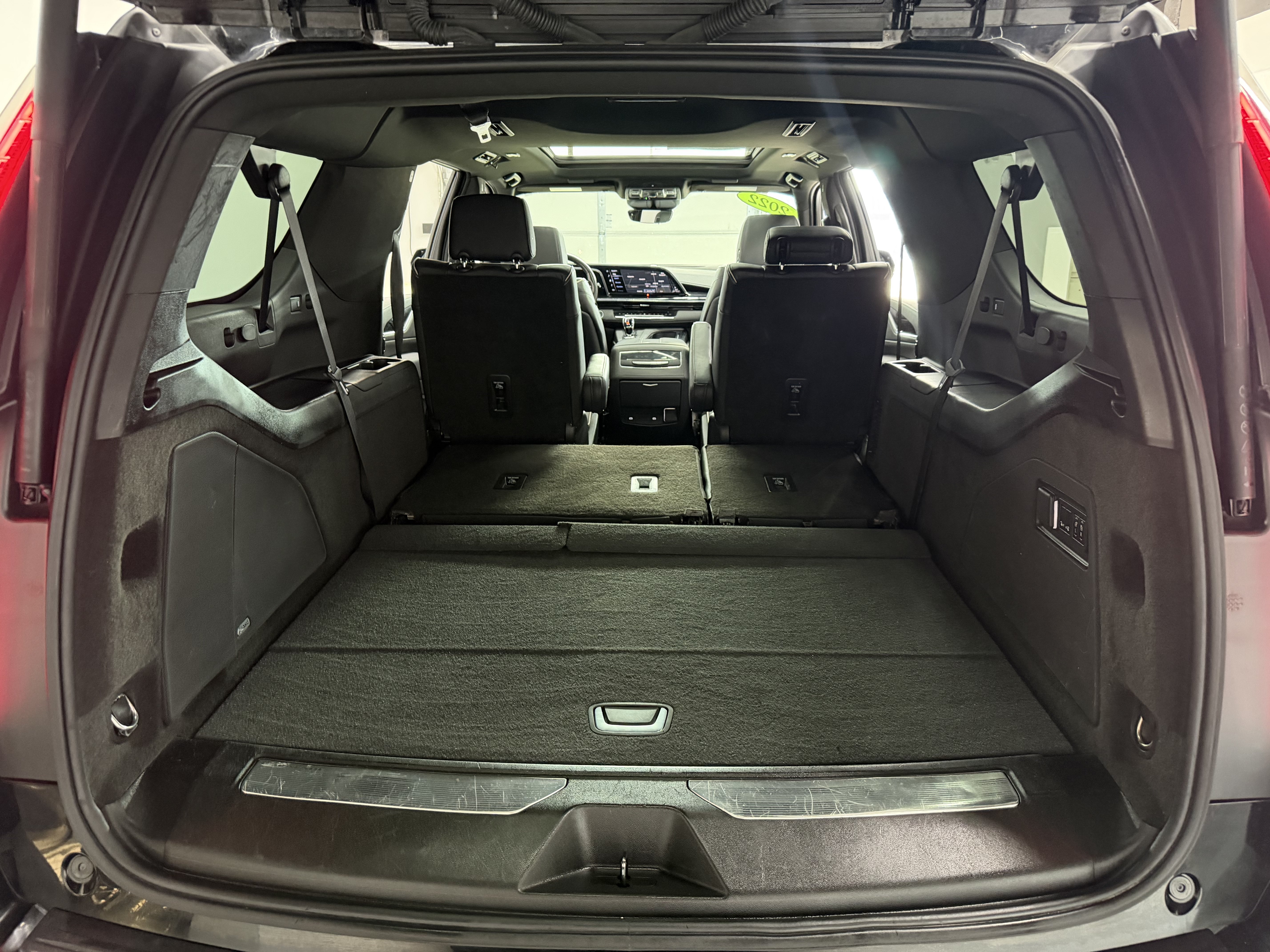 Used 2022 Cadillac Escalade ESV Sport w/ Touring Package AWD/4WD image 11