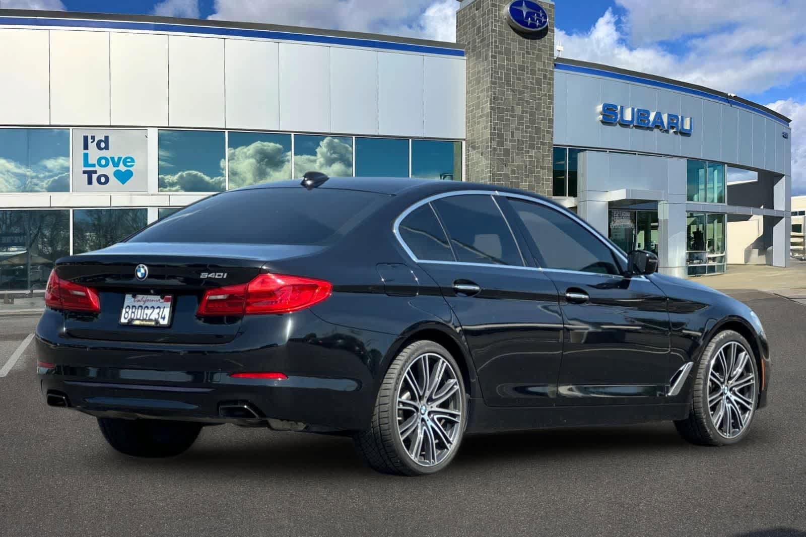Used 2017 BMW 540i RWD image 2