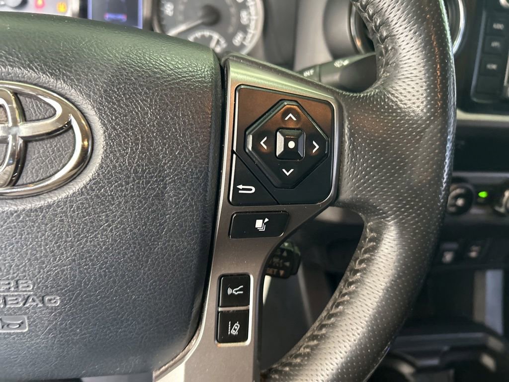Used 2019 Toyota Tacoma SR5 RWD image 40