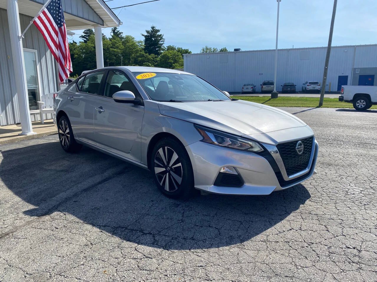 Used 2022 Nissan Altima 2.5 SV AWD/4WD image 7