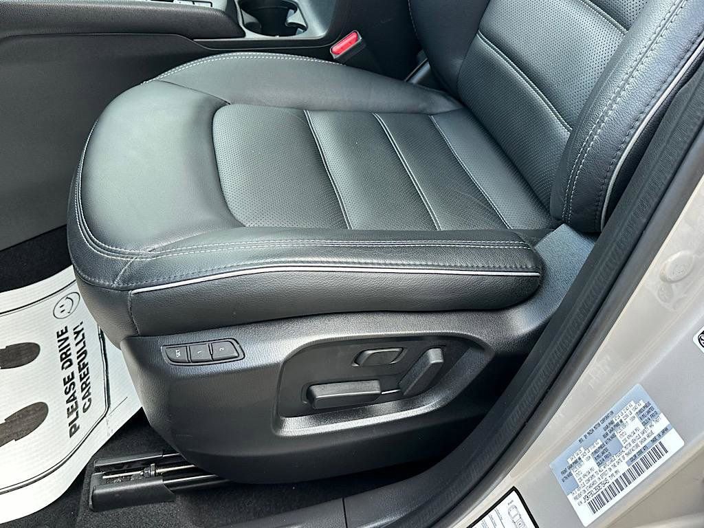 Used 2025 MAZDA CX-5 AWD 2.5 S w/ Preferred Package image 13
