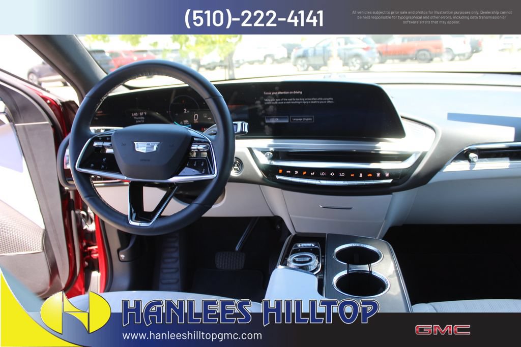 Used 2024 Cadillac Lyriq Luxury AWD/4WD image 21