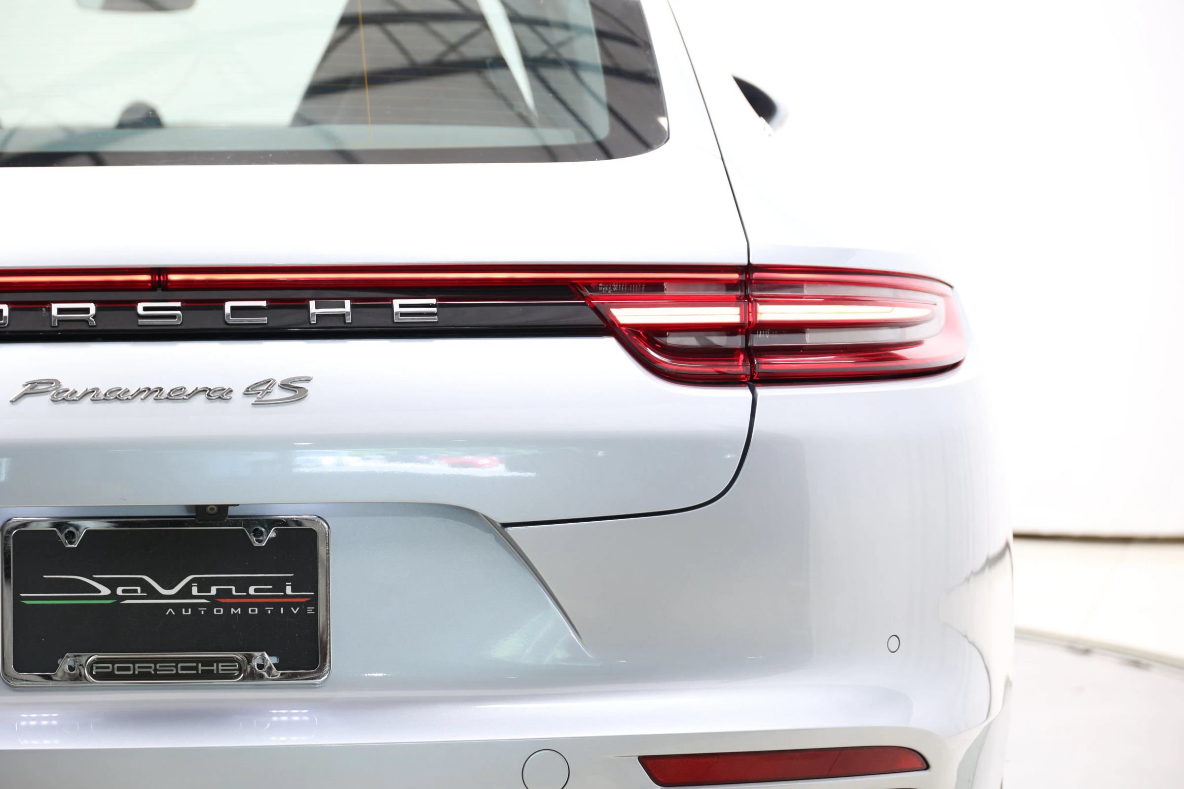 Used 2018 Porsche Panamera 4S Executive w/ Carbon Fiber Interior Package AWD/4WD image 68