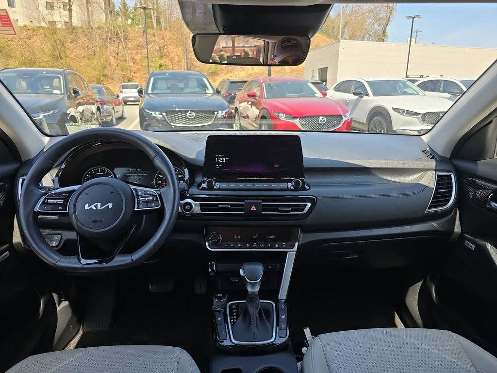 Used 2023 Kia Seltos SX image 18