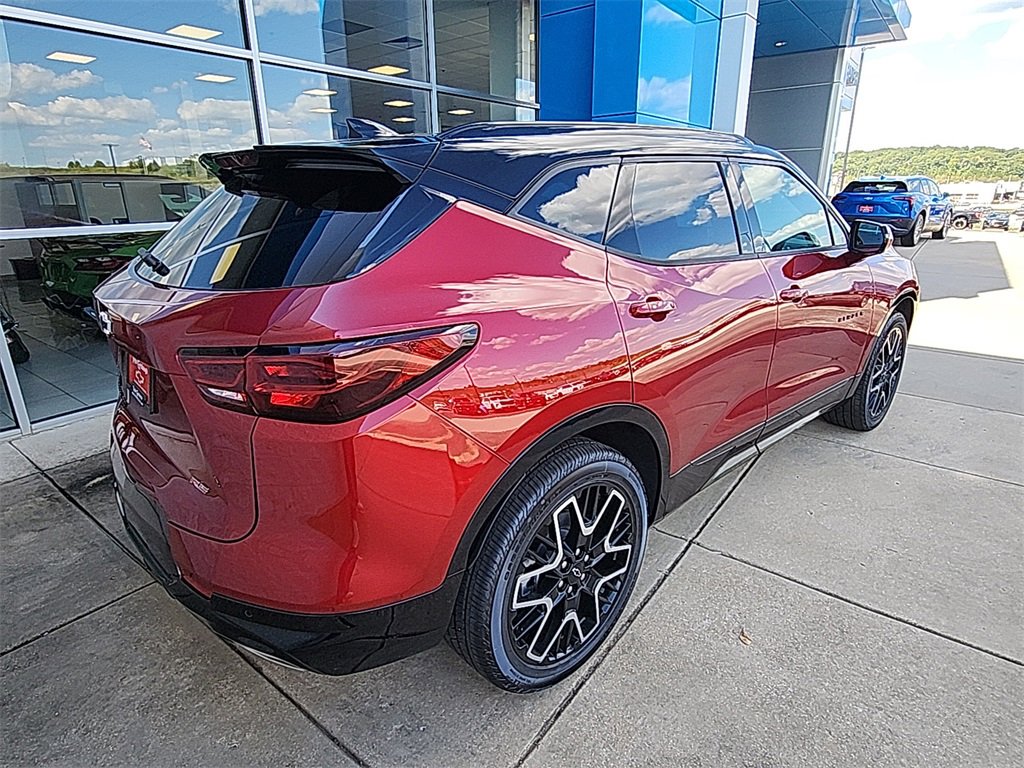 New 2025 Chevrolet Blazer RS w/ Driver Confidence II Package image 9