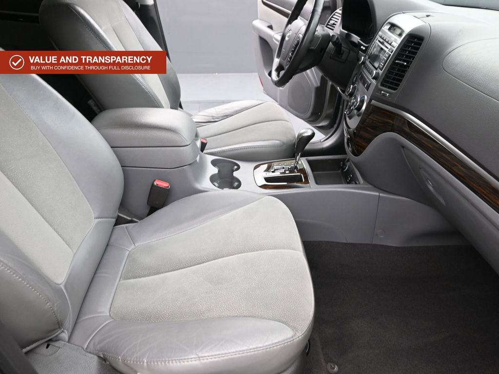 Used 2012 Hyundai Santa Fe SE image 18