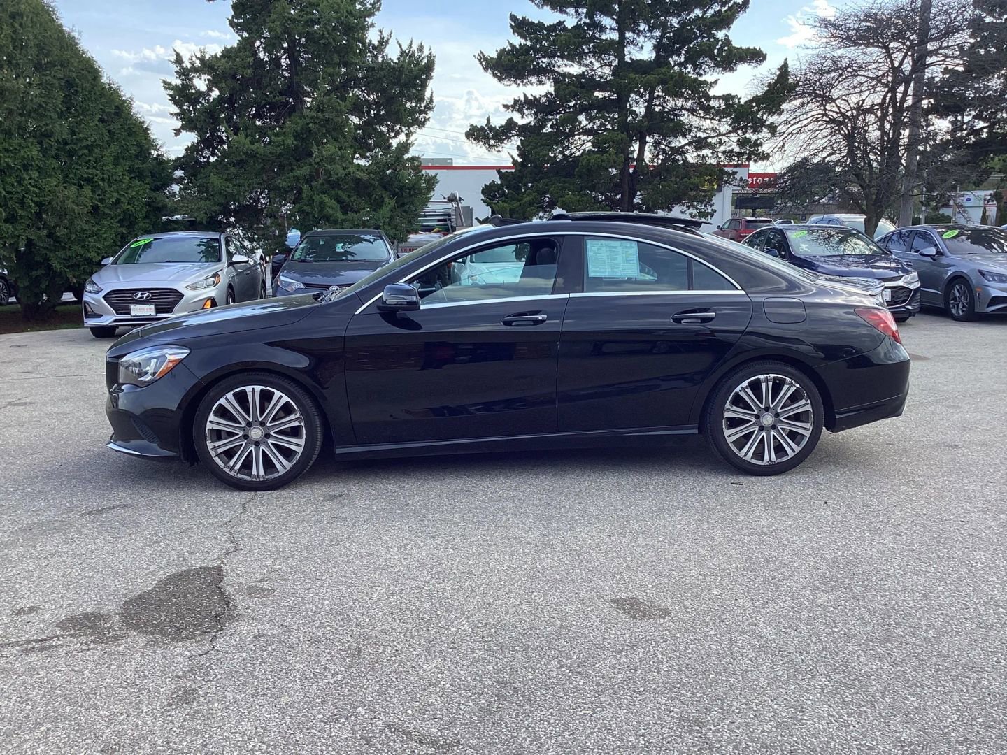 Used 2017 Mercedes-Benz CLA 250 4MATIC image 5