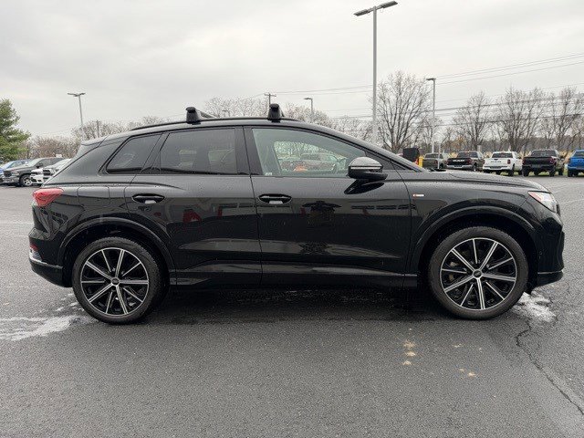 Used 2022 Audi Q4 e-tron Premium Plus image 8
