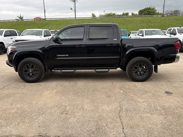 Used 2022 Toyota Tacoma SR5 w/ SR5 Appearance Package (SM) RWD image 10