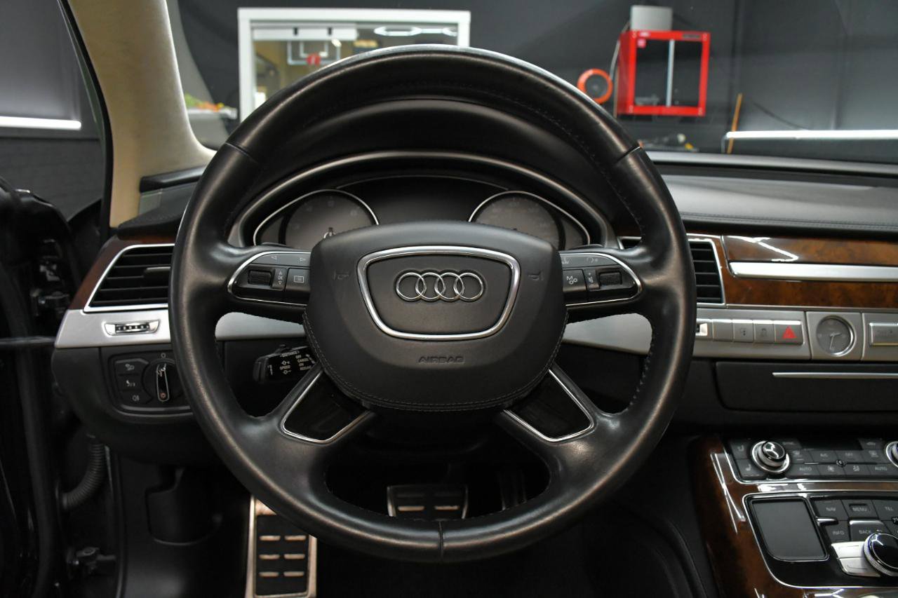 Used 2013 Audi S8 AWD/4WD image 22