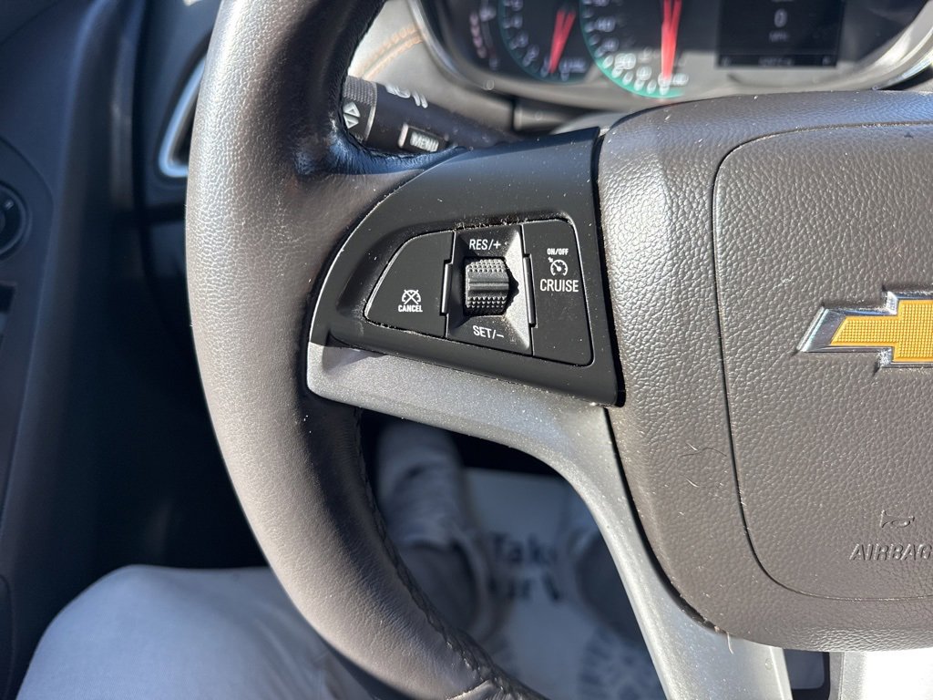 Certified 2021 Chevrolet Trax LT w/ Driver Confidence Package image 24