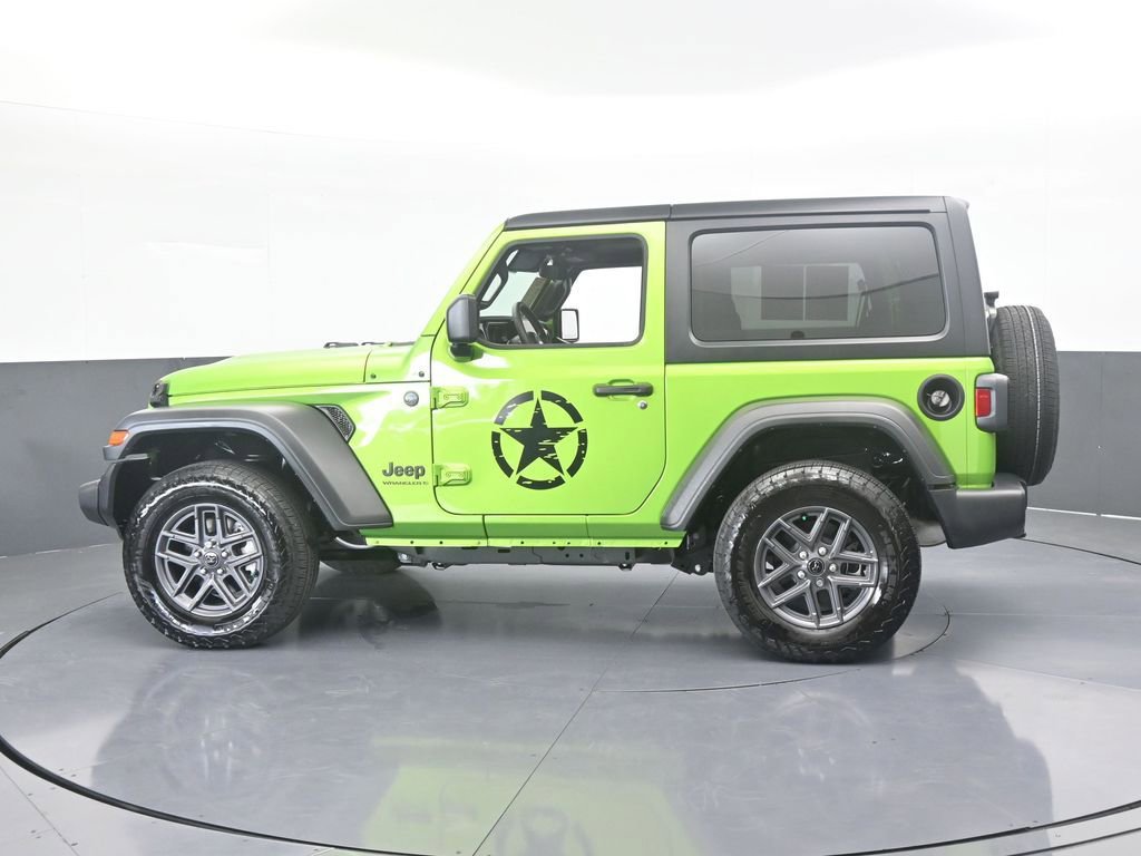 Used 2025 Jeep Wrangler Sport image 3